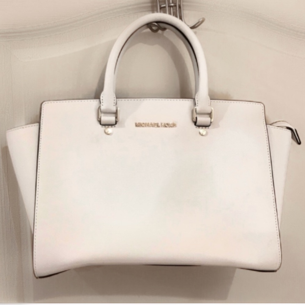 Michael Kors Selma Satchel